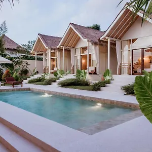 Hotell The Hut Hut